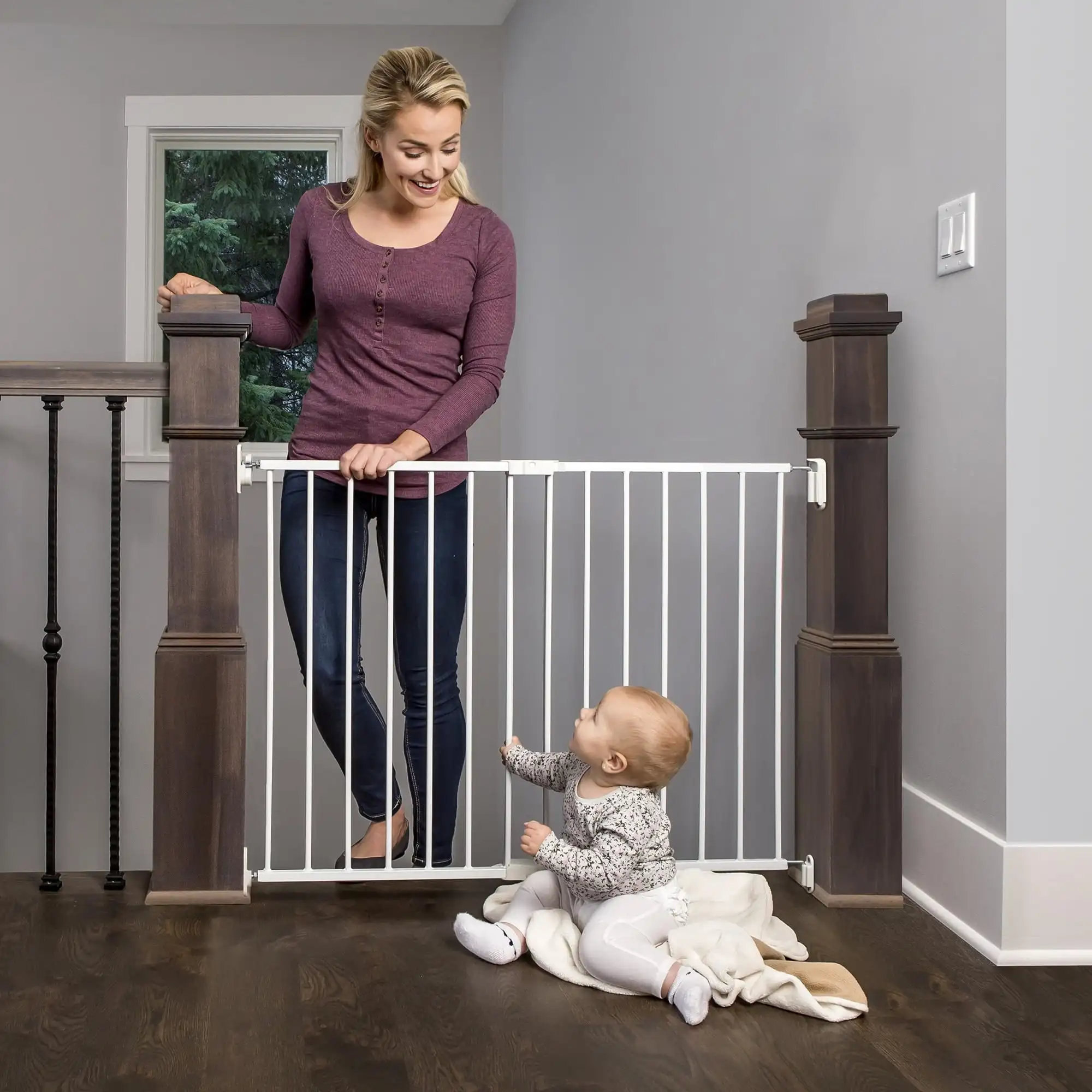 Regalo Puerta de Seguridad para Bebés 2 en 1 Extra Ancha con Escalera y Pasillo con Kit de Montaje de 6 a 24 Meses
Regalo Puerta de Seguridad para Bebés 2 en 1 Extra Ancha con Escalera y Pasillo con Kit de Montaje de 6 a 24 Meses
