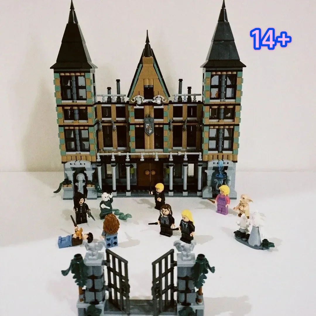 Disney Launch 76453 Malfoy Manor Collectible Building Kit 1601pcs Premium Display Design Family Fun Toy Christmas Party
Disney Launch 76453 Malfoy Manor Collectible Building Kit 1601pcs Premium Display Design Family Fun Toy Christmas Party