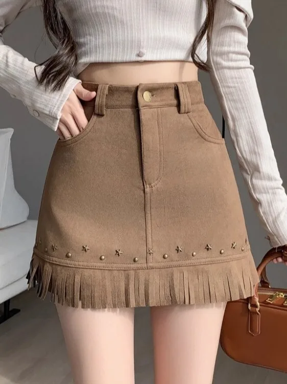 Юбка А-силуэта с высокой талией для женщин, замшевая, облегающая, для коррекции фигуры, весна-лето-осень, новинка Ciwalk Commute
Юбка А-силуэта с высокой талией для женщин, замшевая, облегающая, для коррекции фигуры, весна-лето-осень, новинка Ciwalk Commute