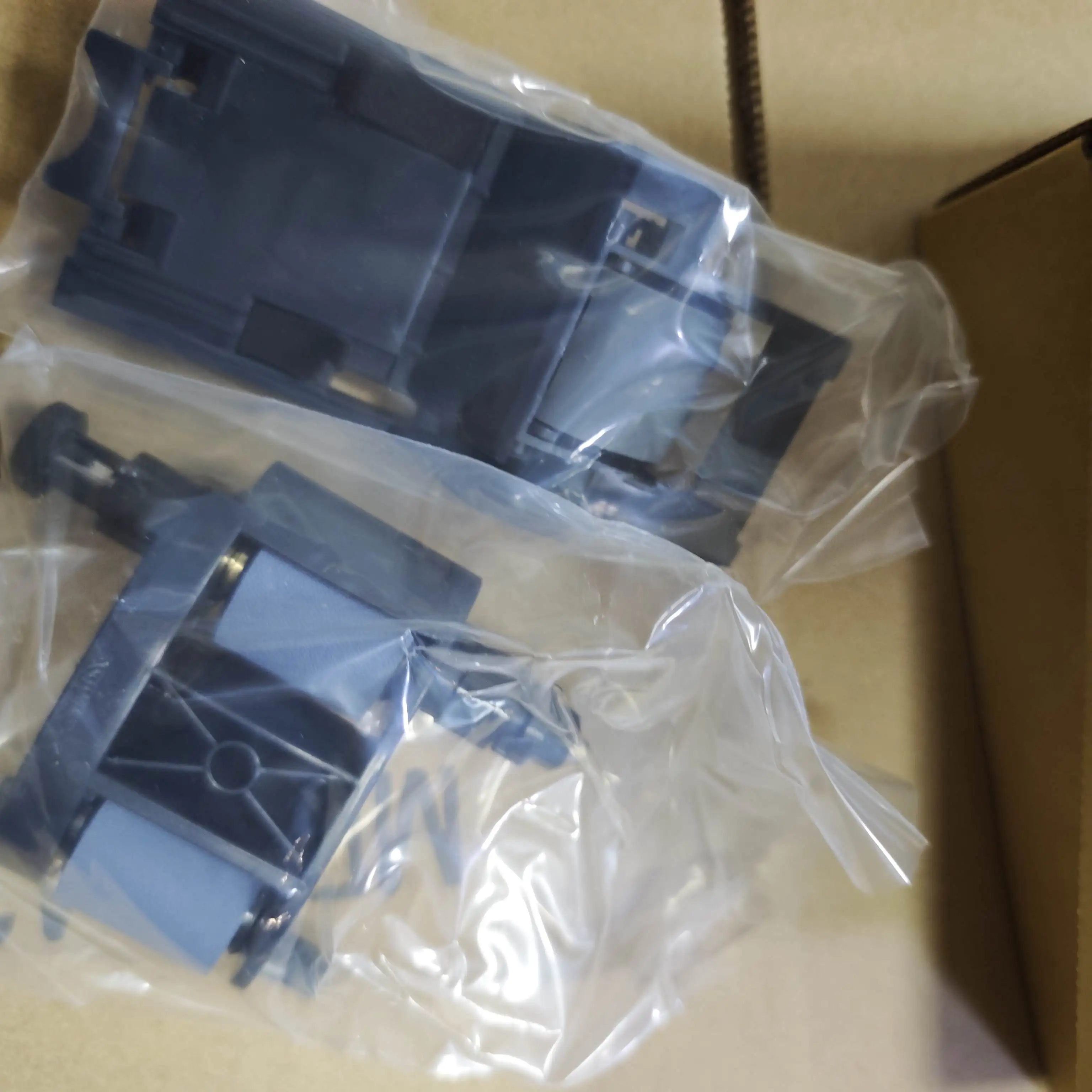 5 компл. сменный комплект ролика АПД для HP 500 MFP M525 M575 M775 M725 M630 M651 M680 ScanJet 7500 8500 OfficeJet X585 L2725-60002 
5 компл. сменный комплект ролика АПД для HP 500 MFP M525 M575 M775 M725 M630 M651 M680 ScanJet 7500 8500 OfficeJet X585 L2725-60002