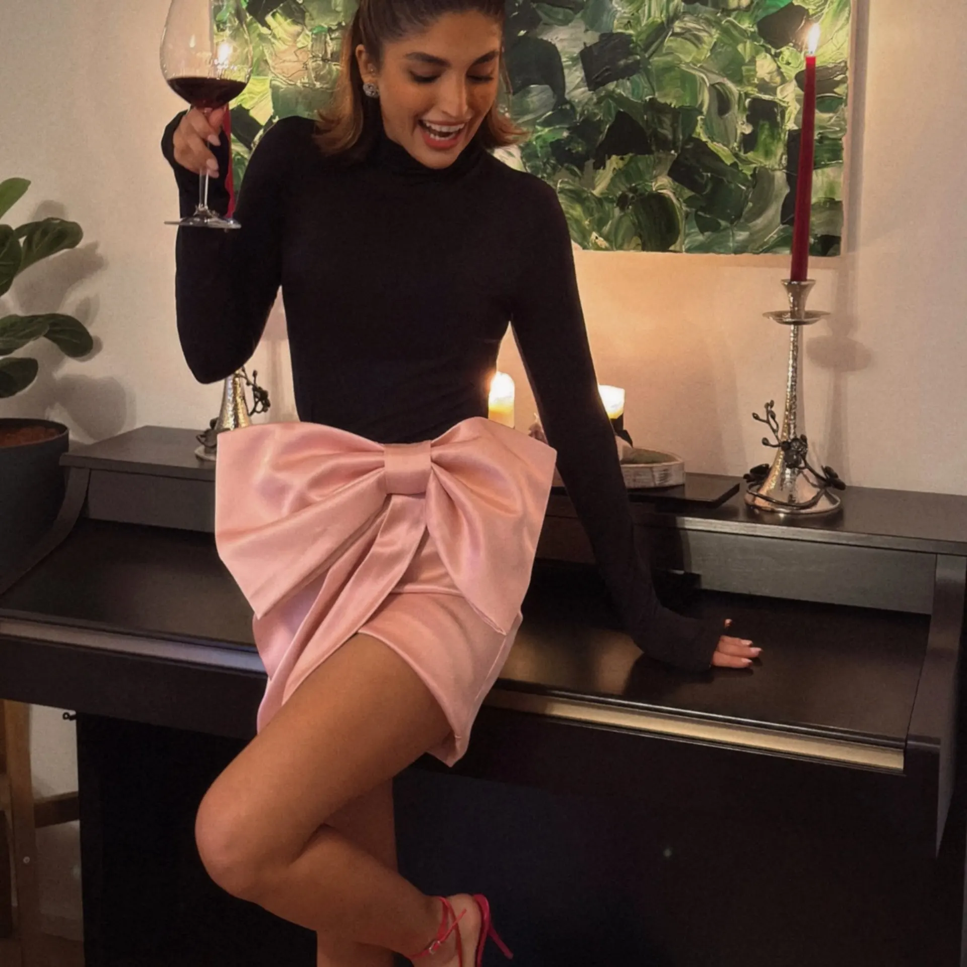 2025 New Fashion Women Pink Mini Skirt, High Waist Glitter Satin Sweet Bow Skirts, Elegant Cute Party Skirt, Flared, Sexy Party
2025 New Fashion Women Pink Mini Skirt, High Waist Glitter Satin Sweet Bow Skirts, Elegant Cute Party Skirt, Flared, Sexy Party