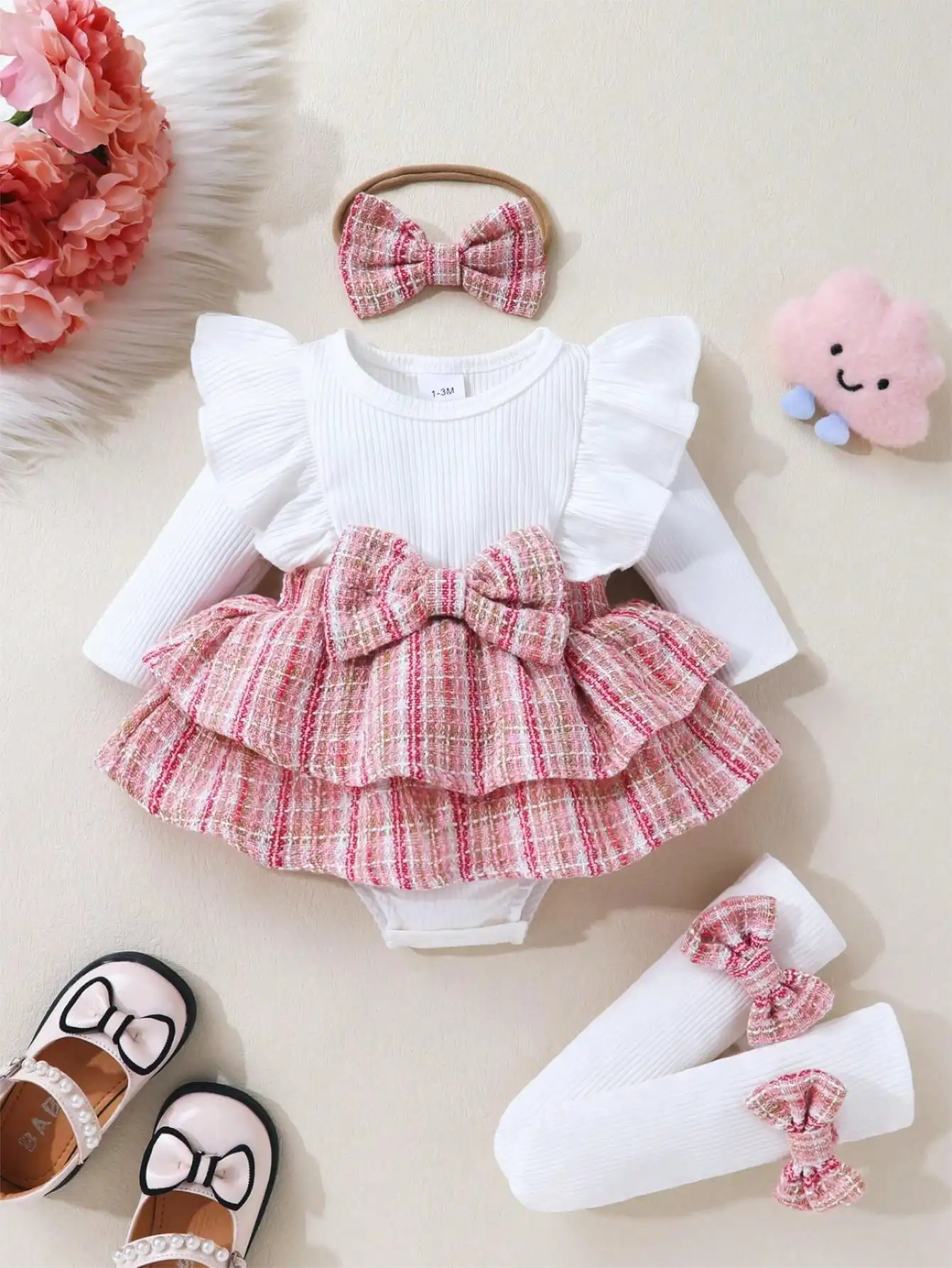 3pcs Baby Girls Soft Breathable Cute Bow Patchwork Floral Ruffle Dress Bodysuit & Headband & Socks Set
3pcs Baby Girls Soft Breathable Cute Bow Patchwork Floral Ruffle Dress Bodysuit & Headband & Socks Set