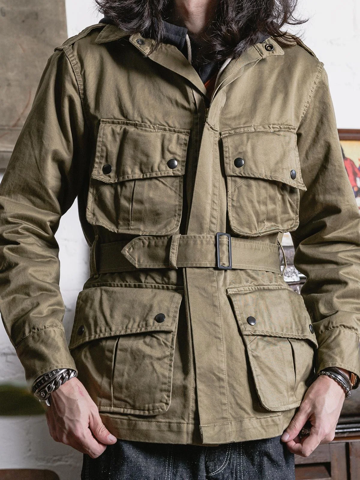 BRONSON M-42 PARACHUTE Полевая куртка десантника Airborne Division саржевая куртка цвета хаки
BRONSON M-42 PARACHUTE Полевая куртка десантника Airborne Division саржевая куртка цвета хаки