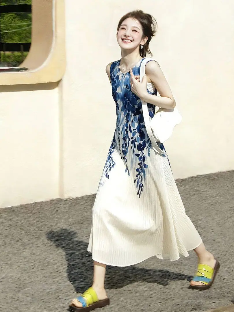 Elegant Sleeveless Dress Summer round Neck Print Advanced Pleated Classy Long Dress Women's Fashion Korean Style Spring Autum...
Elegant Sleeveless Dress Summer round Neck Print Advanced Pleated Classy Long Dress Women's Fashion Korean Style Spring Autum...