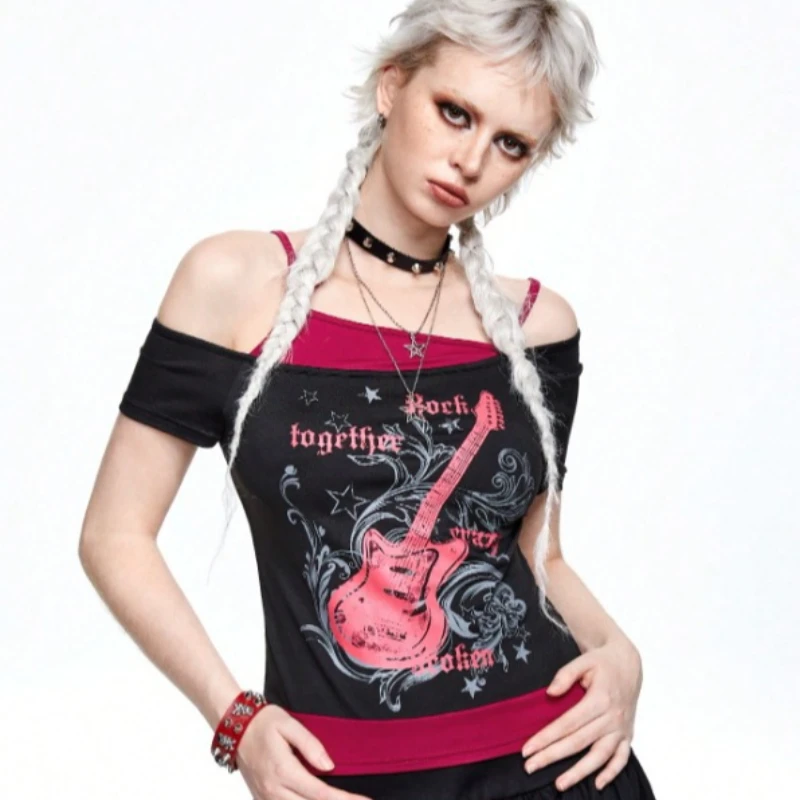 Женская летняя футболка 2026 года в американском винтажном стиле, имитация двухслойной, с коротким рукавом, модным принтом, облегающая и стильная
Женская летняя футболка 2026 года в американском винтажном стиле, имитация двухслойной, с коротким рукавом, модным принтом, облегающая и стильная