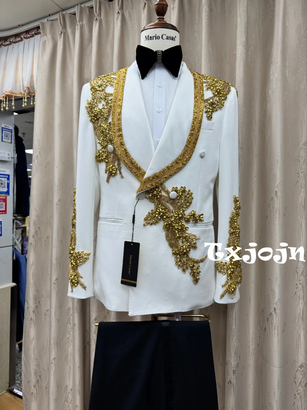 Golden Crystal Men's Suits 2 Pieces Party Prom Wear Handsome Shawl Lapel Man Suit Set Wedding Groom Sets Performance Outfit
Golden Crystal Men's Suits 2 Pieces Party Prom Wear Handsome Shawl Lapel Man Suit Set Wedding Groom Sets Performance Outfit