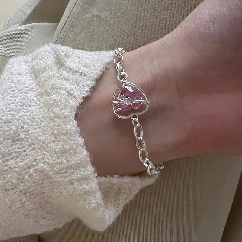 Silvology Real 925 Sterling Silver Cute Pink Zircon Heart Bracelets for Women Elegant Openwork Bracelets 2022 Trend Fine Jewelry
Silvology Real 925 Sterling Silver Cute Pink Zircon Heart Bracelets for Women Elegant Openwork Bracelets 2022 Trend Fine Jewelry
