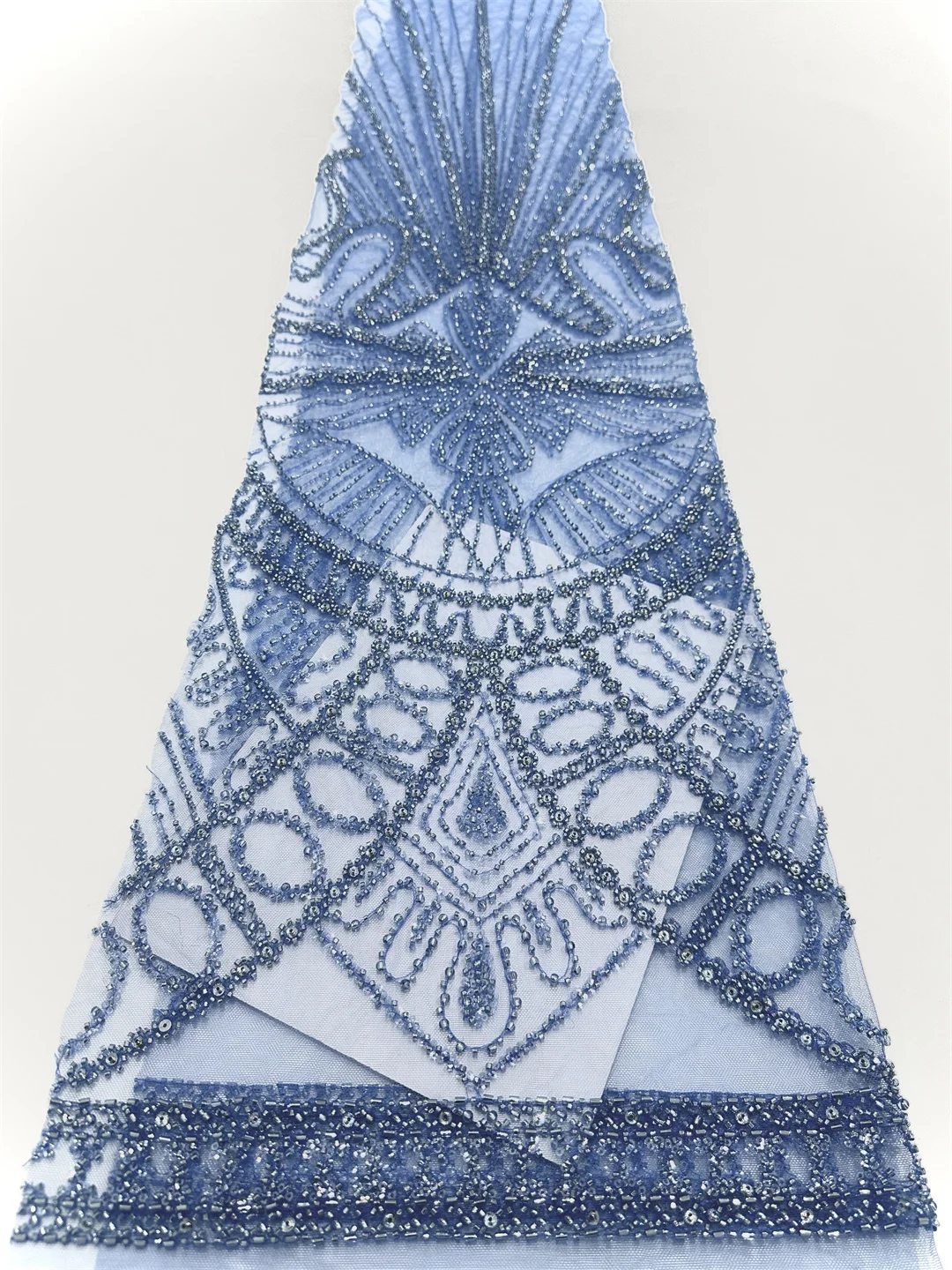 beaded African Lace Fabric 2025 Sequins Tulle Evening Dresses for Women Embroidery French Fashion Mesh Fabrics Cloth Sewing
beaded African Lace Fabric 2025 Sequins Tulle Evening Dresses for Women Embroidery French Fashion Mesh Fabrics Cloth Sewing