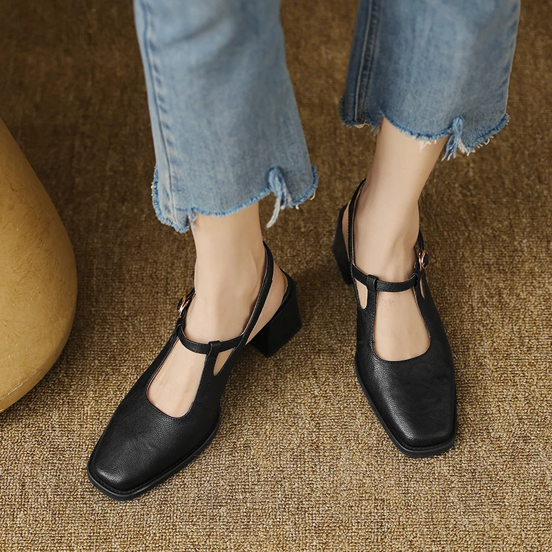 2025 New Top Quality Genuine Leather Women Sandals Vintage T-Strap Square Toe Thick Heels Shoes Woman Summer Office Ladies Pumps
2025 New Top Quality Genuine Leather Women Sandals Vintage T-Strap Square Toe Thick Heels Shoes Woman Summer Office Ladies Pumps