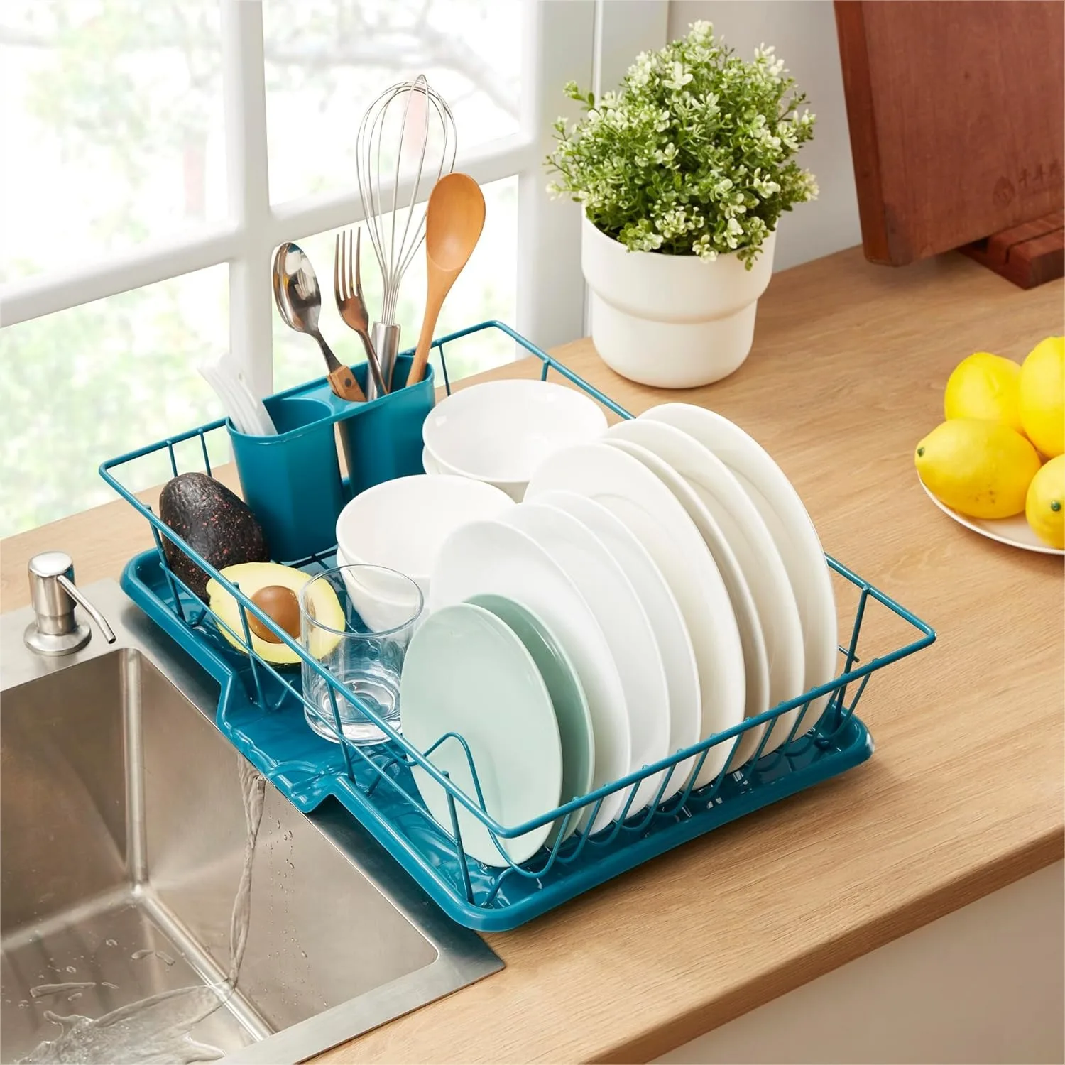 3-Piece Dish Drainer Rack Set With Cutlery Holder And Drip Tray For Kitchen Countertop Organization
3-Piece Dish Drainer Rack Set With Cutlery Holder And Drip Tray For Kitchen Countertop Organization