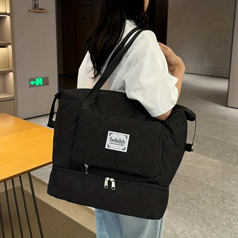 Женская дорожная сумка-даффл из ткани Оксфорд, повседневная минималистичная спортивная сумка с разделением на сухое и влажное отделение, легкая складная сумка-тоут для хранения
Женская дорожная сумка-даффл из ткани Оксфорд, повседневная минималистичная спортивная сумка с разделением на сухое и влажное отделение, легкая складная сумка-тоут для хранения