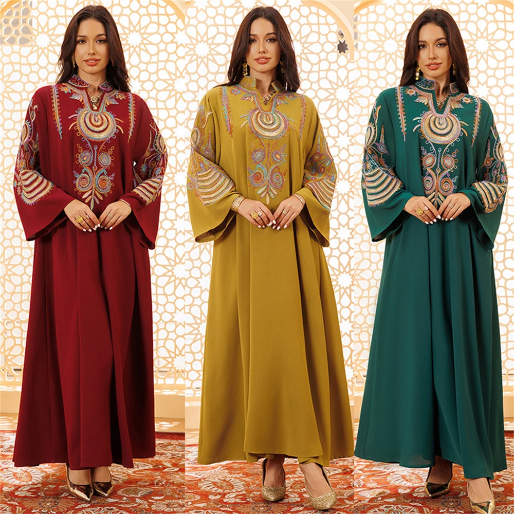Embroidery Abaya Fashion Maxi Long Dress Muslim For Women V-Neck Robe Ramadan Loose Gown
Embroidery Abaya Fashion Maxi Long Dress Muslim For Women V-Neck Robe Ramadan Loose Gown