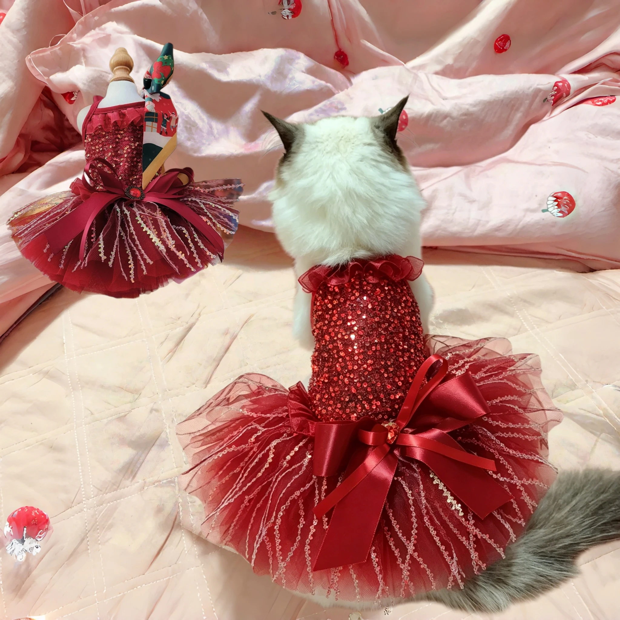 Pet Dog Dress Short Holiday Party Costume with Sequin Strap Festival Costume for Dogs Pet Supplies Dog Clothes
Pet Dog Dress Short Holiday Party Costume with Sequin Strap Festival Costume for Dogs Pet Supplies Dog Clothes