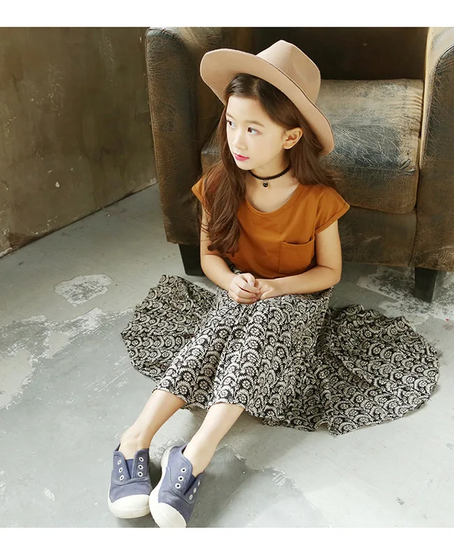 Children Girls Casual Dresses Sets Summer Sleeveless Vest Tops T-shirt+Print Skirts Two-piece Suits Girls Floral Fashion Set
Children Girls Casual Dresses Sets Summer Sleeveless Vest Tops T-shirt+Print Skirts Two-piece Suits Girls Floral Fashion Set