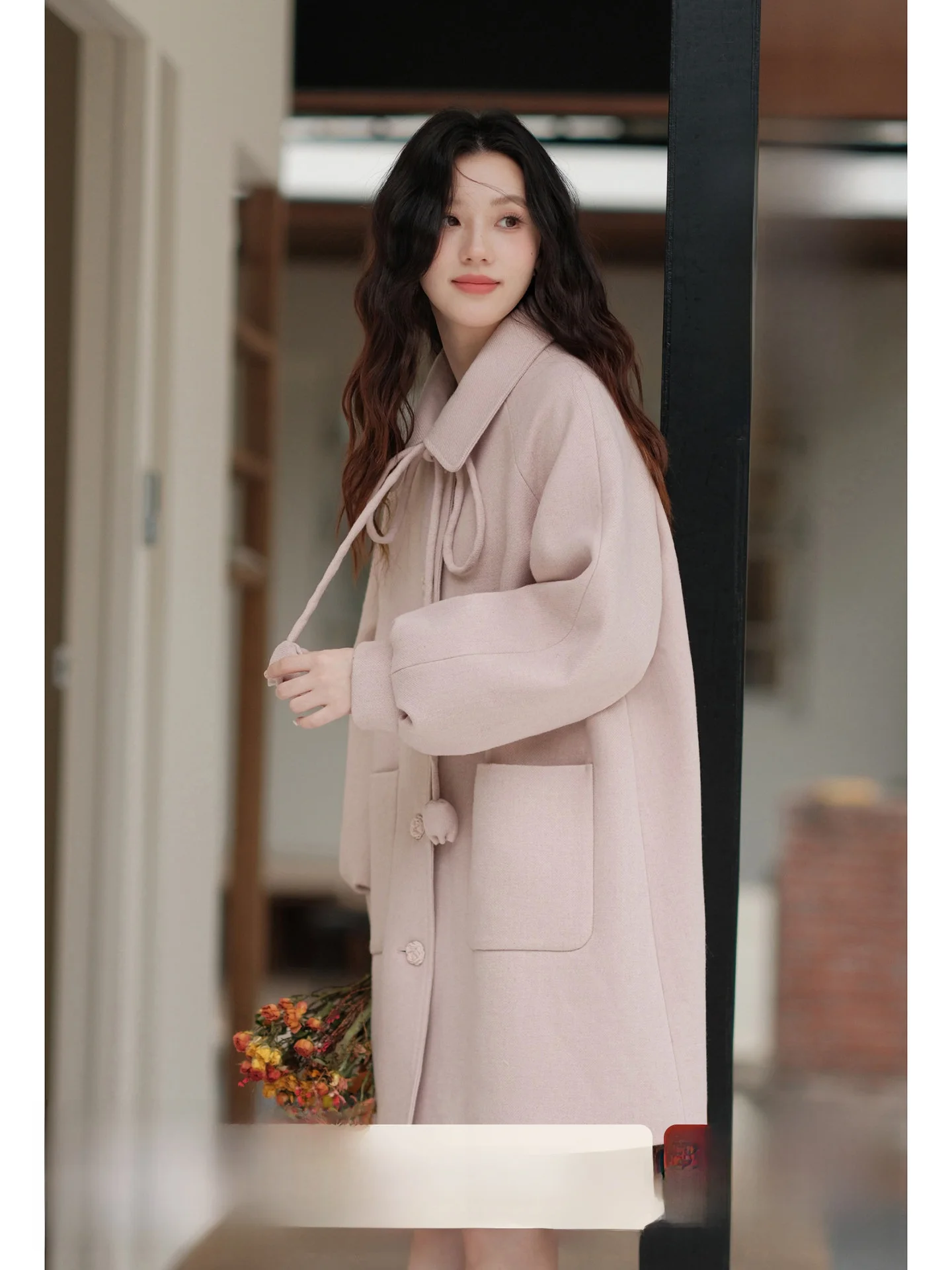 Sweet Lantern Sve Cotton Woolen Coat Women's Mid-Length Jaet Button ket Design Polyester Viscose Acrylic Blend
Sweet Lantern Sve Cotton Woolen Coat Women's Mid-Length Jaet Button ket Design Polyester Viscose Acrylic Blend