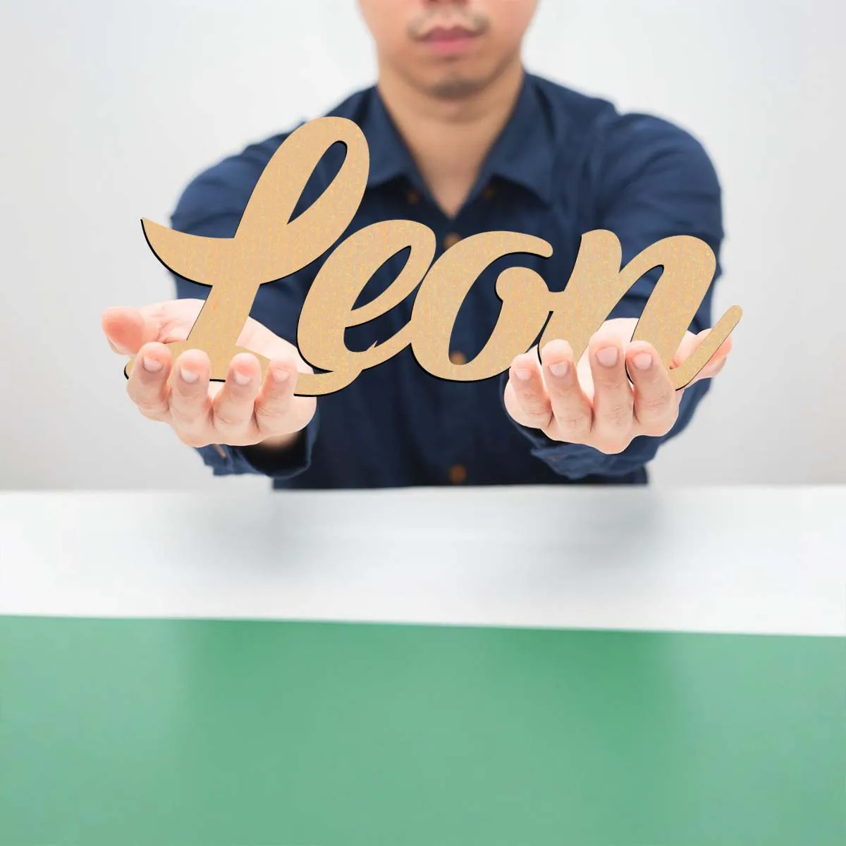 1pc Creative Leon example Custom Text Wood Material Laser-Cut Sign Wooden Sign Vertical Orientation Door Hanging Decor
1pc Creative Leon example Custom Text Wood Material Laser-Cut Sign Wooden Sign Vertical Orientation Door Hanging Decor