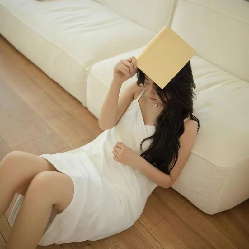 Cloud Cotton Summer Nightgown Backless Robe Sexy Korean Version Bath Skirt Wearable Towel V-Neck Long Sleeve Sleepwear
Cloud Cotton Summer Nightgown Backless Robe Sexy Korean Version Bath Skirt Wearable Towel V-Neck Long Sleeve Sleepwear