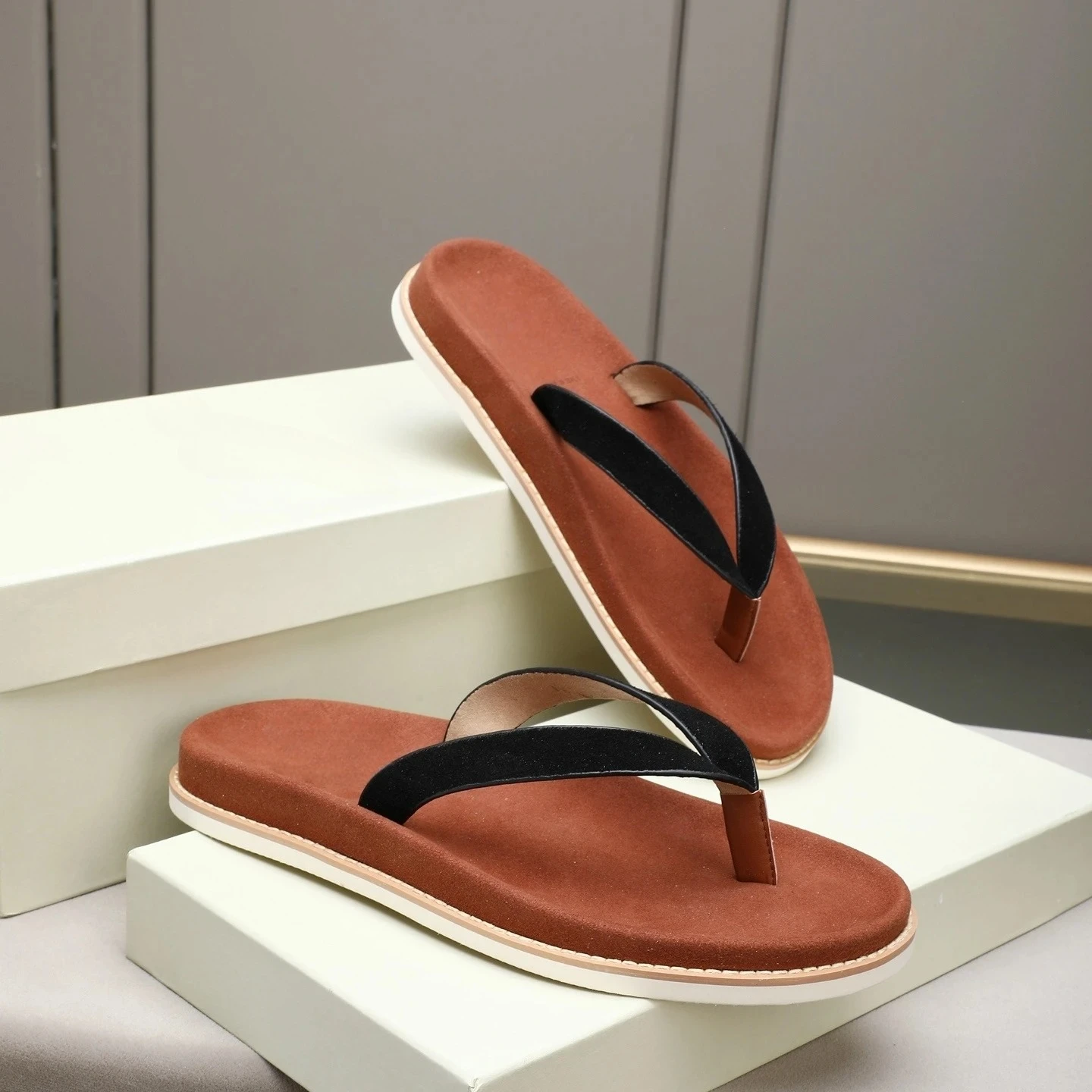 Luxury Summer Men's Slippers, Outdoor Beach Shoes, Stylish Home Slippers, Flip-Flops, Casual Sandals, Holiday Gifts
Luxury Summer Men's Slippers, Outdoor Beach Shoes, Stylish Home Slippers, Flip-Flops, Casual Sandals, Holiday Gifts