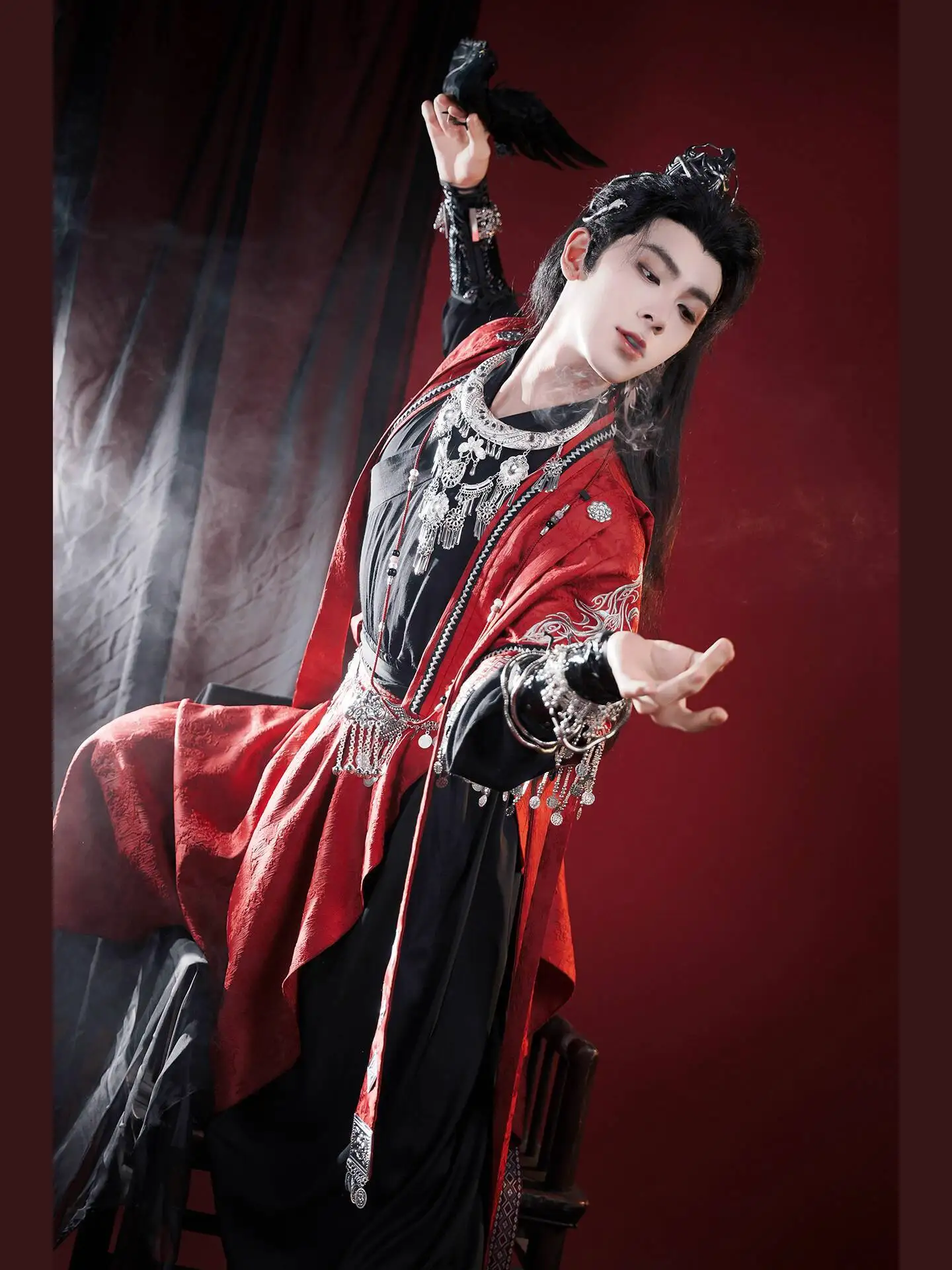New Ancient Style Fiesta Carnival Halloween Cos Cosplay Miao Ethnic Group Teenager Foreign Land Miaojiang Ethnic Costume
New Ancient Style Fiesta Carnival Halloween Cos Cosplay Miao Ethnic Group Teenager Foreign Land Miaojiang Ethnic Costume