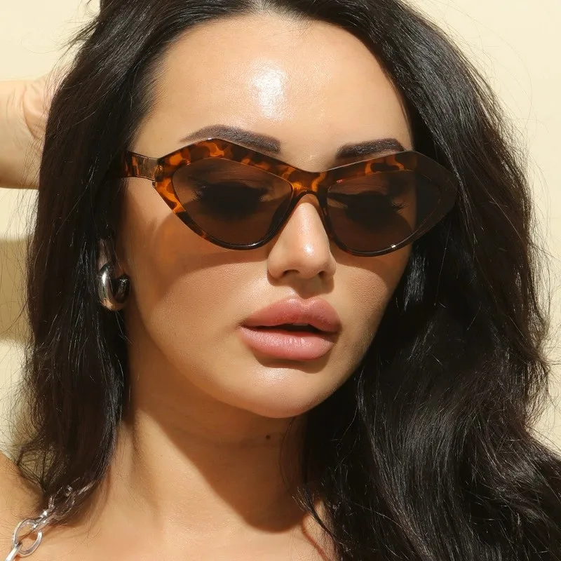 Fashion Cat Eye Sunglasses New Woman Luxury Brand Small Frame Sun Glasses Female Gradient Eyewear UV400 Oculos De Sol Leopard
Fashion Cat Eye Sunglasses New Woman Luxury Brand Small Frame Sun Glasses Female Gradient Eyewear UV400 Oculos De Sol Leopard