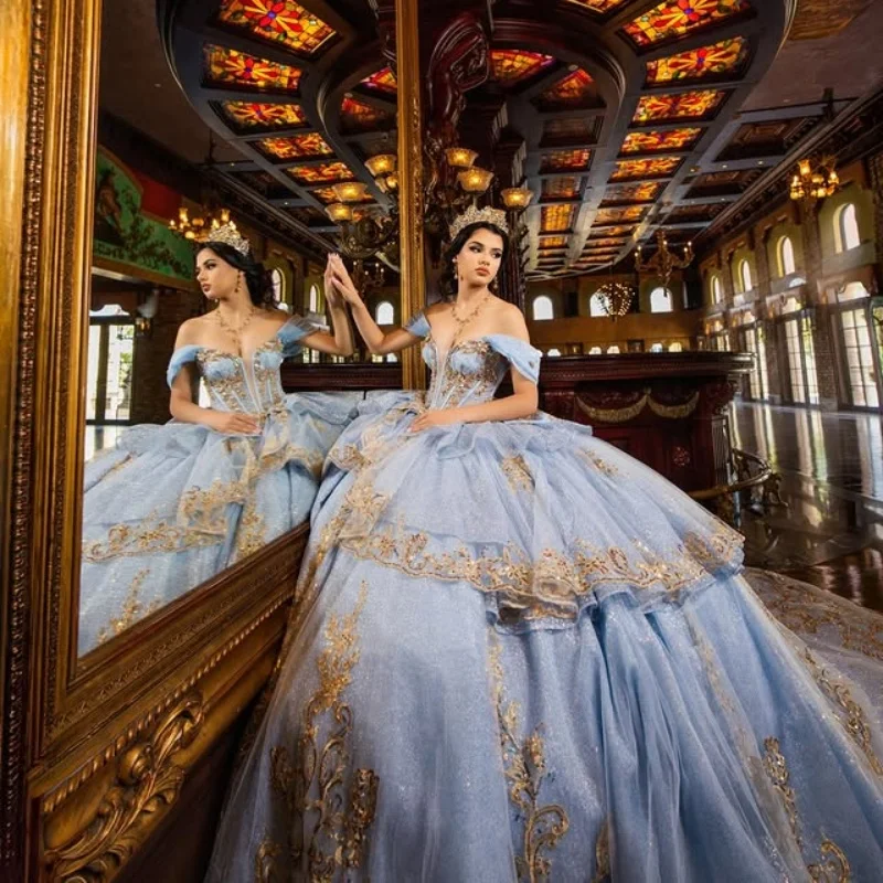 Shiny Blue Quinceanera Dress off-shoulder golden glitter flower Decal Long tail layering Vestidos De 15 Quinceanera Customize
Shiny Blue Quinceanera Dress off-shoulder golden glitter flower Decal Long tail layering Vestidos De 15 Quinceanera Customize