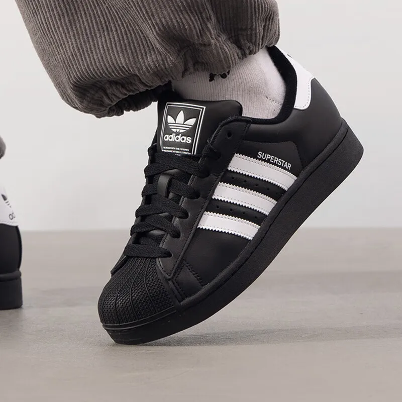 Мужская и женская обувь Adidas Clover, новинка 2025 года, легкая, износостойкая повседневная обувь для пар с низкой посадкой JI0079
Мужская и женская обувь Adidas Clover, новинка 2025 года, легкая, износостойкая повседневная обувь для пар с низкой посадкой JI0079