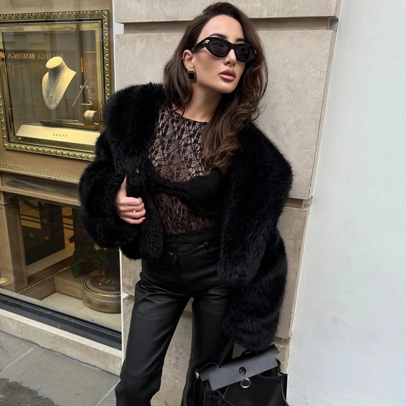 Tornova 2025, зимняя модная белая шуба из искусственного меха Lulicore, женская шикарная осенняя теплая пушистая куртка из овечьего меха, пальто с большим меховым воротником
Tornova 2025, зимняя модная белая шуба из искусственного меха Lulicore, женская шикарная осенняя теплая пушистая куртка из овечьего меха, пальто с большим меховым воротником