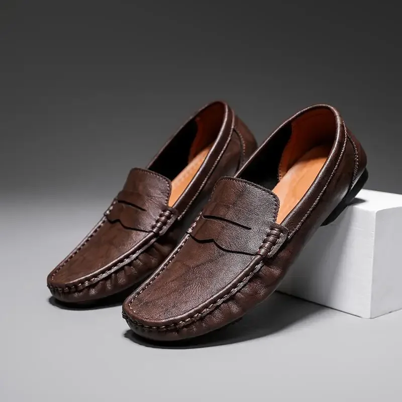 Loafers Summer Men's Leather Shoes Trendy Easy Wear Shoes Leather Breathable Casual Shoes Soft Bottom Lazy
Loafers Summer Men's Leather Shoes Trendy Easy Wear Shoes Leather Breathable Casual Shoes Soft Bottom Lazy