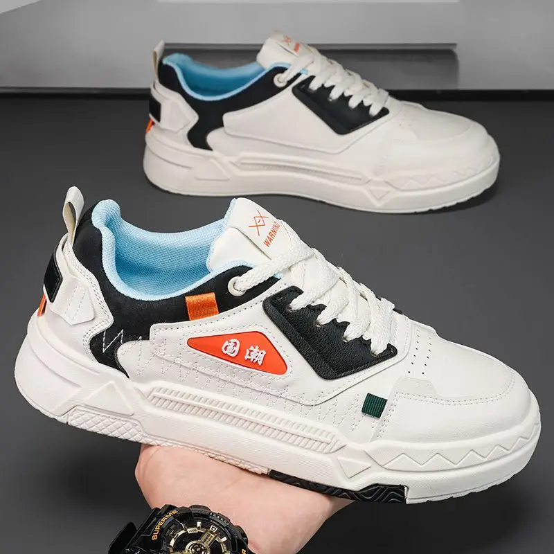 Men's Spring New Style Casual Wear-Resistant Breathable Student Sports Shoes Spring Autumn Desert Boot PU Leather Short Tube
Men's Spring New Style Casual Wear-Resistant Breathable Student Sports Shoes Spring Autumn Desert Boot PU Leather Short Tube