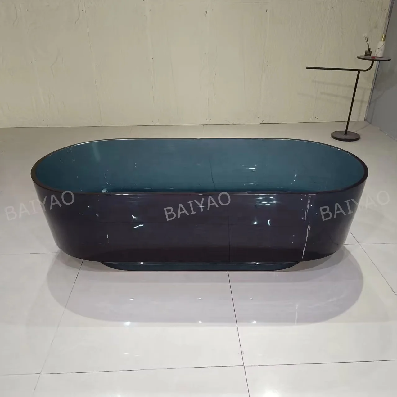 Заводская поставка Прозрачная смоляная ванна Индивидуальные размеры Отдельно стоящая ванна для замачивания в помещении Гидромассажная прозрачная ванна различных стилей 
Заводская поставка Прозрачная смоляная ванна Индивидуальные размеры Отдельно стоящая ванна для замачивания в помещении Гидромассажная прозрачная ванна различных стилей