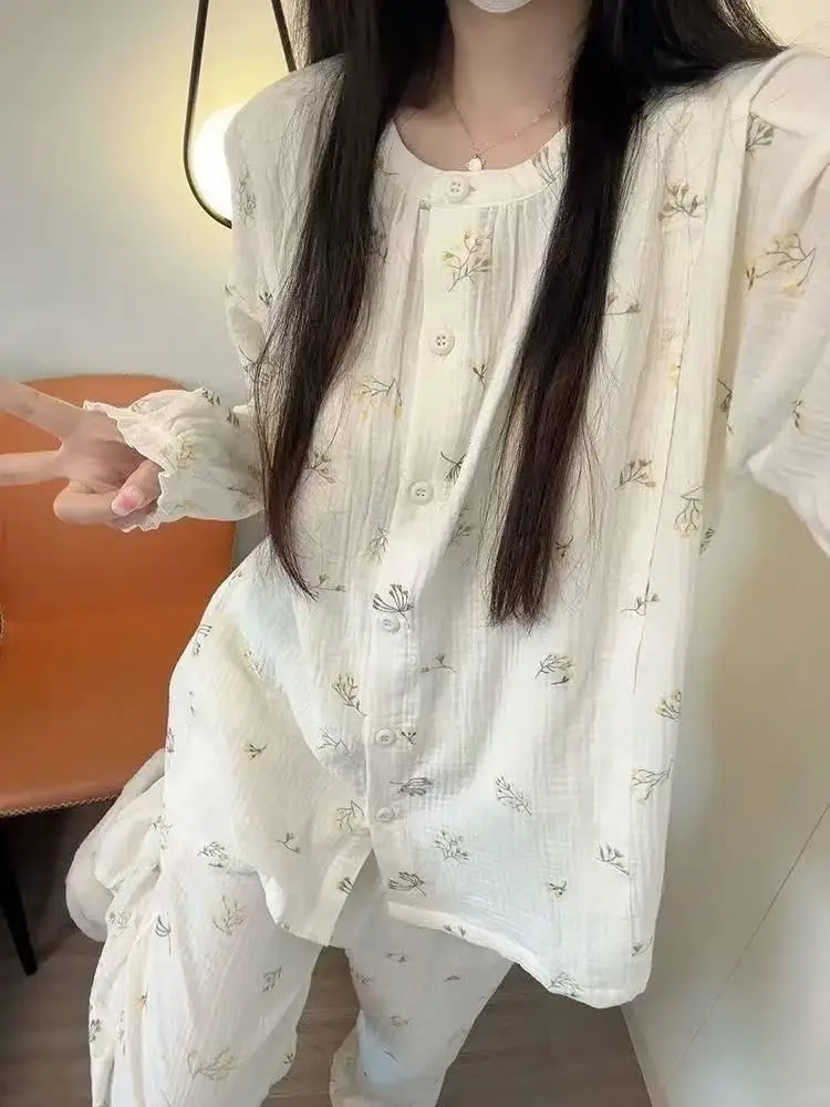 Korean Style Simple Cloud Cotton Floral Print Sleepwear Set Women's Long Sleeve Long Pants Home Clothes Two-Piece Set
Korean Style Simple Cloud Cotton Floral Print Sleepwear Set Women's Long Sleeve Long Pants Home Clothes Two-Piece Set