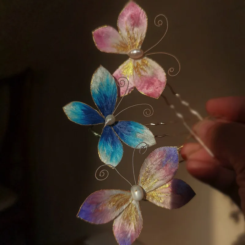 Handmade Velvet Flower Butterfly Hairpin Hair Accessories Exquisite Silk Gradient Butterfly Hairpin Vintage Hair Accessories Hai
Handmade Velvet Flower Butterfly Hairpin Hair Accessories Exquisite Silk Gradient Butterfly Hairpin Vintage Hair Accessories Hai