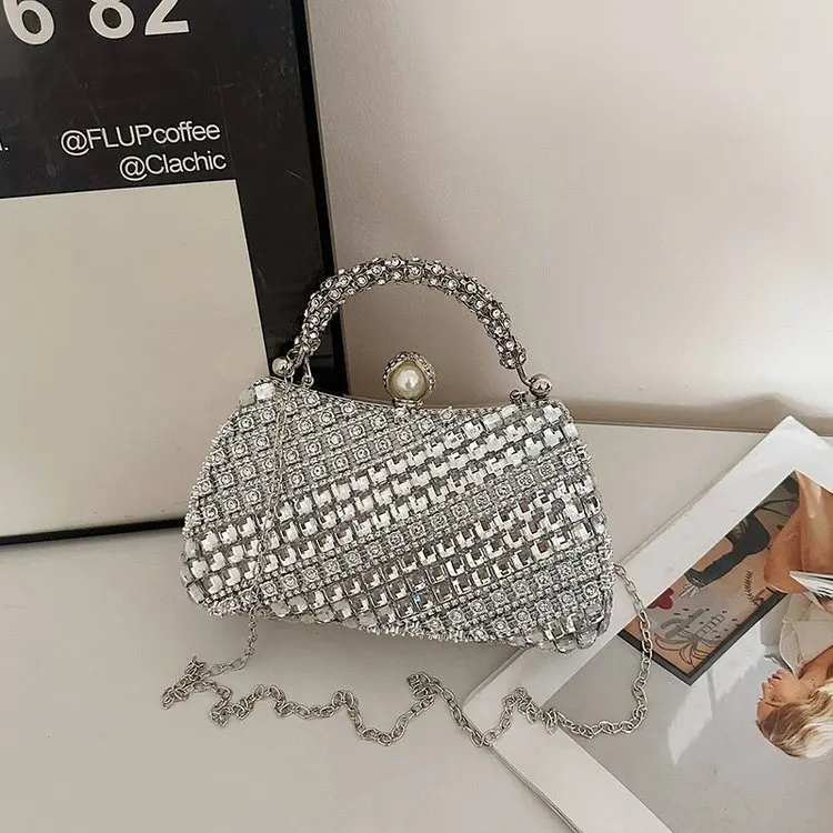 Новая модная сумка 2026 года в европейском и американском стиле с бриллиантами и стразами, на цепочке, в стиле High-end
Новая модная сумка 2026 года в европейском и американском стиле с бриллиантами и стразами, на цепочке, в стиле High-end