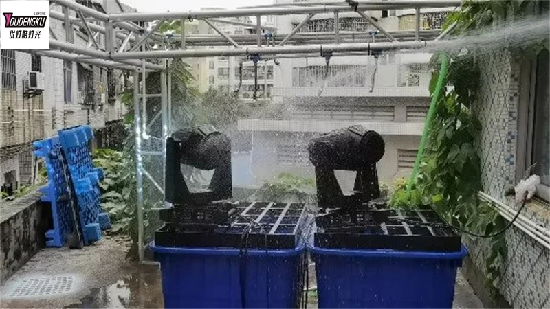 2 pieces 350W 15R waterproof moving head light outdoor ip65 moving head sky beam searchlight
2 pieces 350W 15R waterproof moving head light outdoor ip65 moving head sky beam searchlight