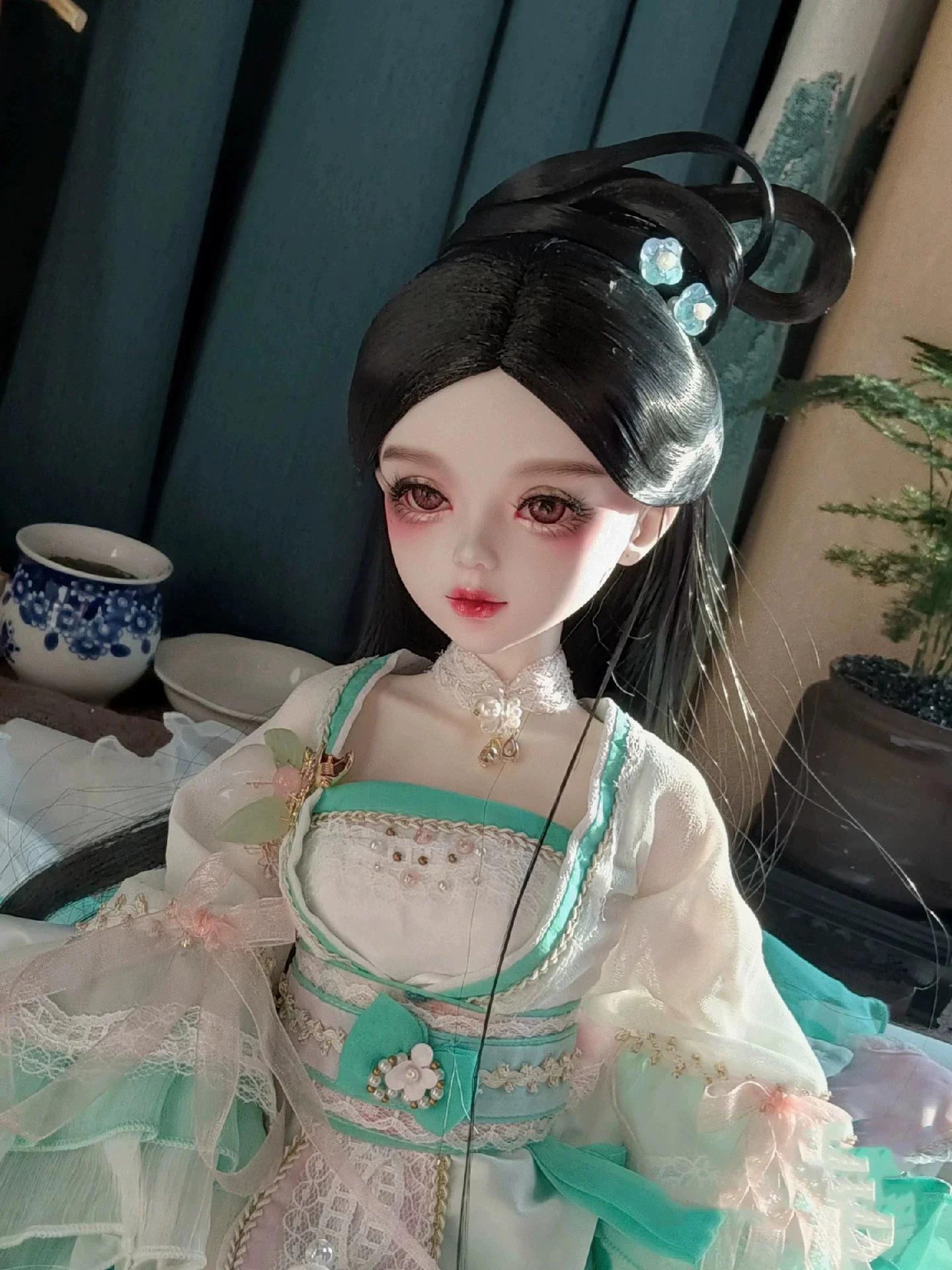 1/4 1/3 Парики куклы BJD Древний костюм Hanfu Винтажный стиль Длинные волосы Фея Парик для MSD SD13 Девушка SSDF Дядя Аксессуары A1698
1/4 1/3 Парики куклы BJD Древний костюм Hanfu Винтажный стиль Длинные волосы Фея Парик для MSD SD13 Девушка SSDF Дядя Аксессуары A1698