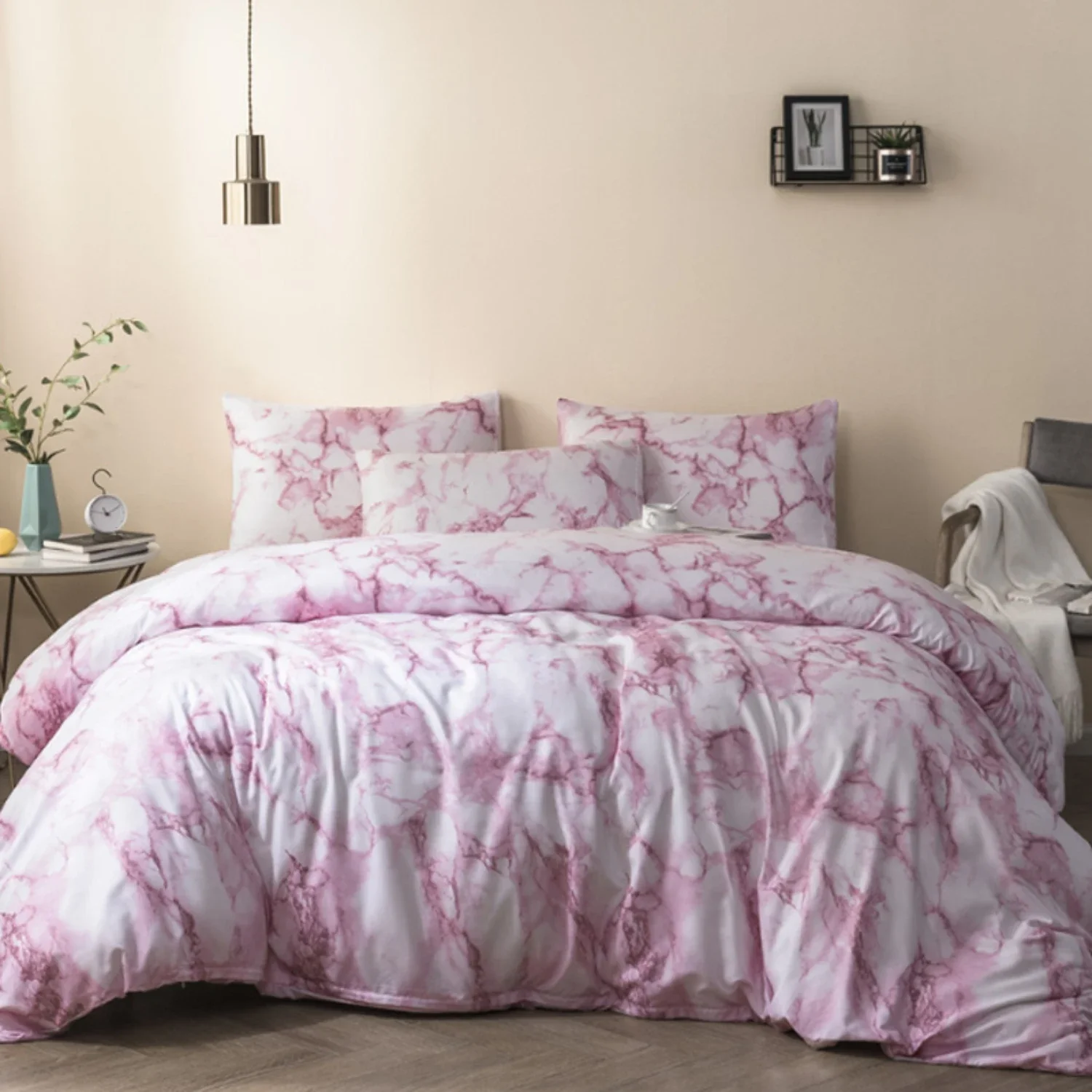 Elegant, Classic, and Luxurious Marble Pattern Bedding Duvet Cover Set - 3 Piece Set with Duvet Cover and Envelope Pillowcase In
Elegant, Classic, and Luxurious Marble Pattern Bedding Duvet Cover Set - 3 Piece Set with Duvet Cover and Envelope Pillowcase In