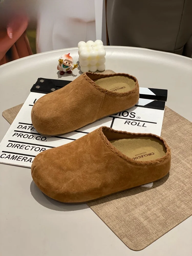 Женские повседневные модные матовые кожаные сабо, удобные легкие нескользящие резиновые подошвы с круглым носком
Женские повседневные модные матовые кожаные сабо, удобные легкие нескользящие резиновые подошвы с круглым носком