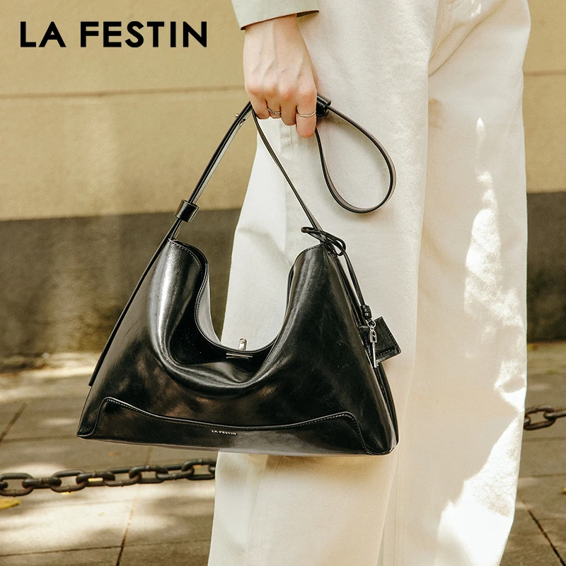LA FESTIN Original Brand Shoulder Crossbody Bag Popular Tote Bags for Women Large Capacity Fashion Leather Bag
LA FESTIN Original Brand Shoulder Crossbody Bag Popular Tote Bags for Women Large Capacity Fashion Leather Bag