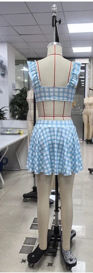 Раскройте свою внутренняю моднице с помощью нашего комплекта синей юбки — идеально подходит для развлечения на Хэллоуин!
Раскройте свою внутренняю моднице с помощью нашего комплекта синей юбки — идеально подходит для развлечения на Хэллоуин!