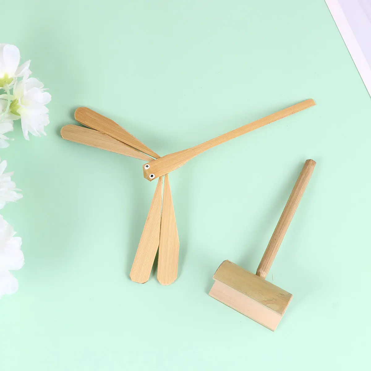 2Pcs Bamboo Dragonfly Science Educational Display Kid Gift Learning Brain Exercise Dragonfly Toy
2Pcs Bamboo Dragonfly Science Educational Display Kid Gift Learning Brain Exercise Dragonfly Toy