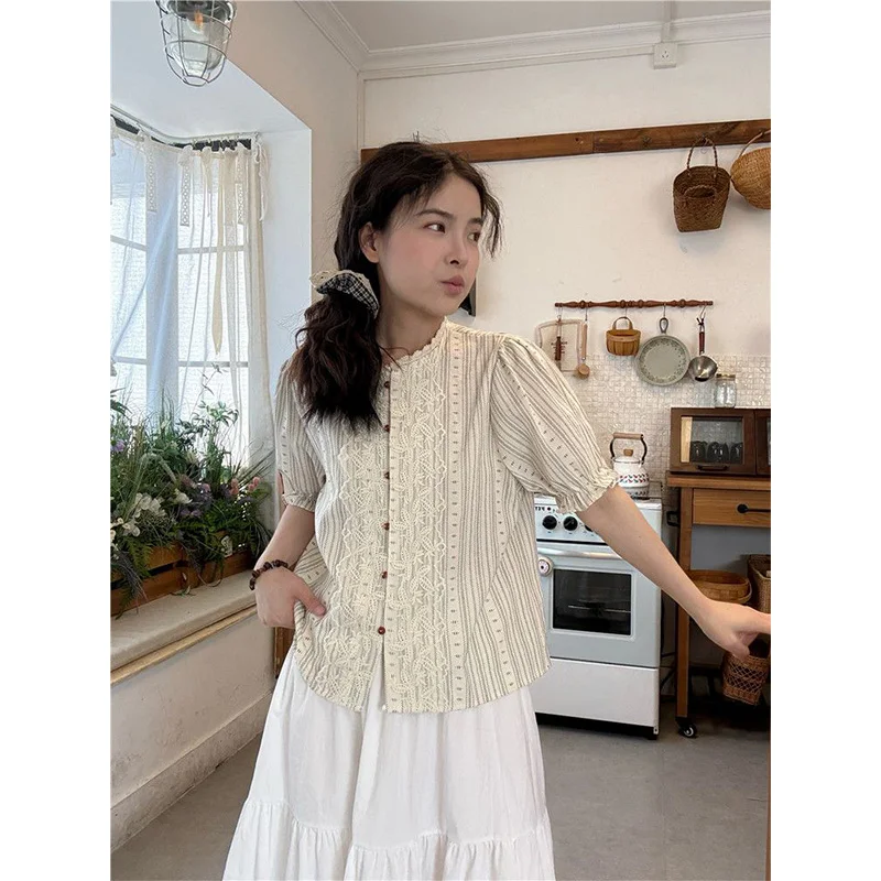 Women Clothing Summer Fashion Casual Button Striped Solid Color O-neck Female All-match Appear Thin Puff Sleeve Lace Short Sleev
Women Clothing Summer Fashion Casual Button Striped Solid Color O-neck Female All-match Appear Thin Puff Sleeve Lace Short Sleev