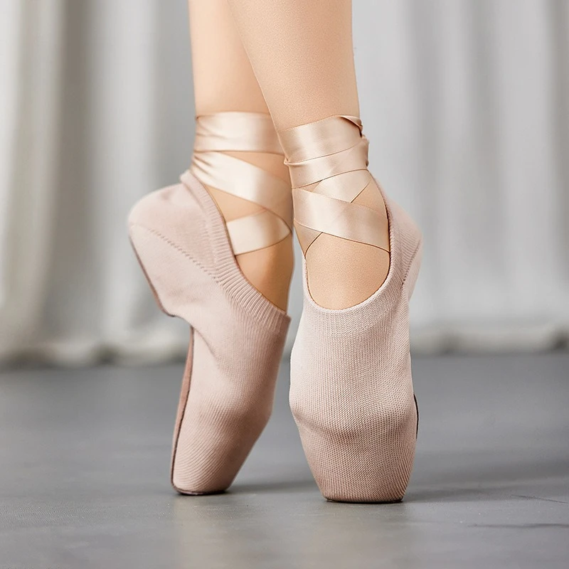 Women's Children's Straps Flying Knitting Pointe Shoes Adult Breathable Knitted Dance Shoes with Laces Factory Direct Sales
Women's Children's Straps Flying Knitting Pointe Shoes Adult Breathable Knitted Dance Shoes with Laces Factory Direct Sales