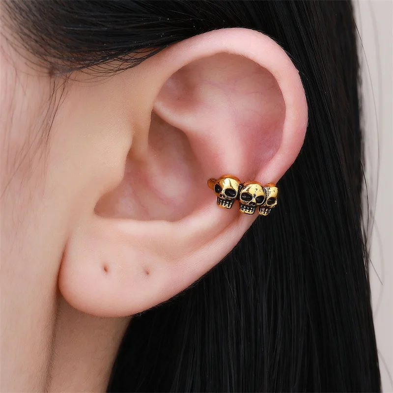 Minimal Vintage Fashion Gothic Skull Ear Clip Earrings for Women Delicate Gold Silver Skull Earrings Festival Party Jewelry Gift
Minimal Vintage Fashion Gothic Skull Ear Clip Earrings for Women Delicate Gold Silver Skull Earrings Festival Party Jewelry Gift