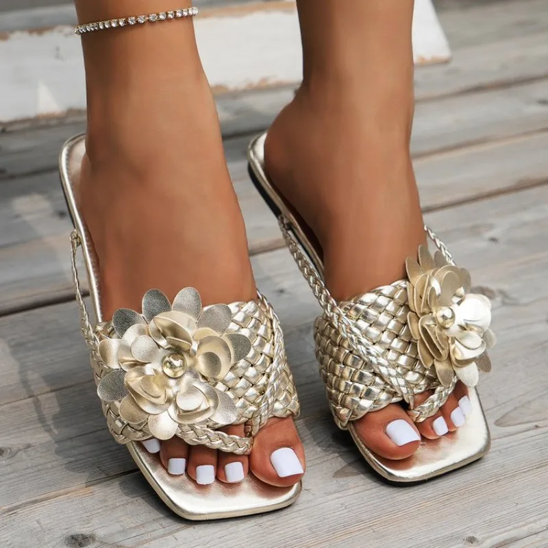 2026 Summer plus size36-43 flower flip-flop sandals flatscasual breathable woven slippers outwear beach slippers
2026 Summer plus size36-43 flower flip-flop sandals flatscasual breathable woven slippers outwear beach slippers