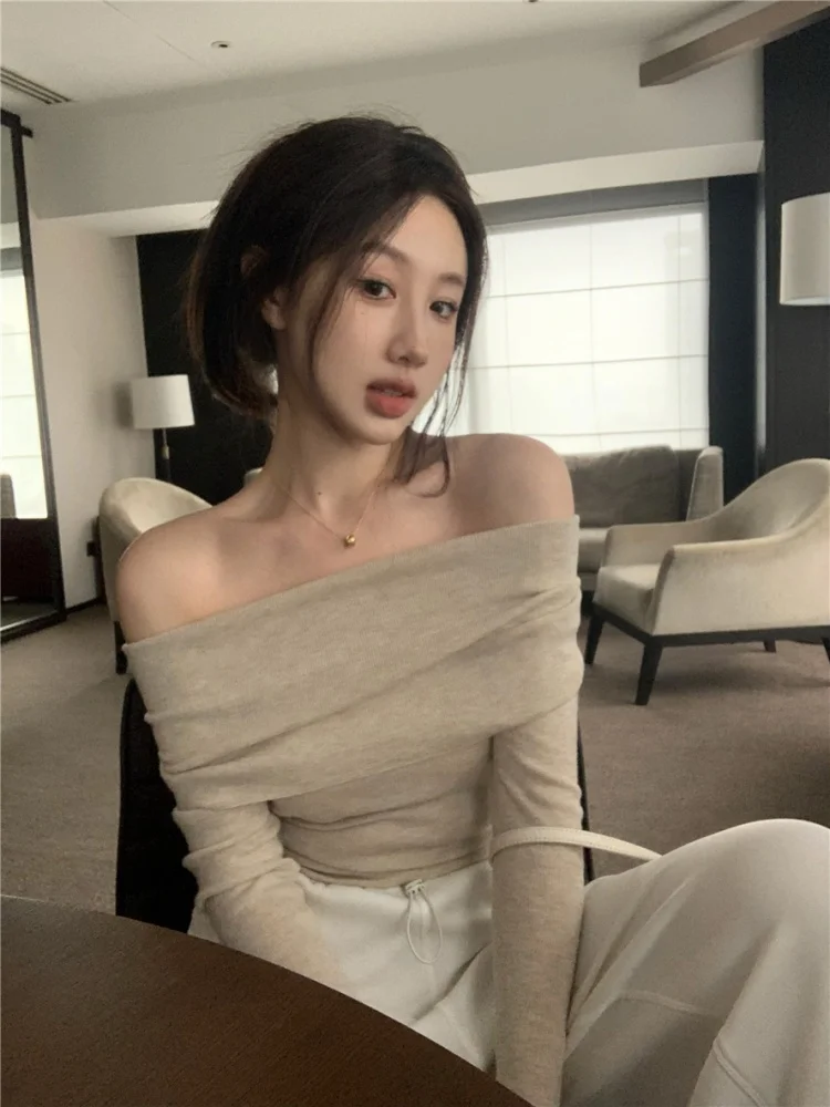 Ele Long Sve Knitted Sweater One oulder Slim Fit Bla Summer Top Women's Faion Korean Sle Commute Sle Pure Color
Ele Long Sve Knitted Sweater One oulder Slim Fit Bla Summer Top Women's Faion Korean Sle Commute Sle Pure Color