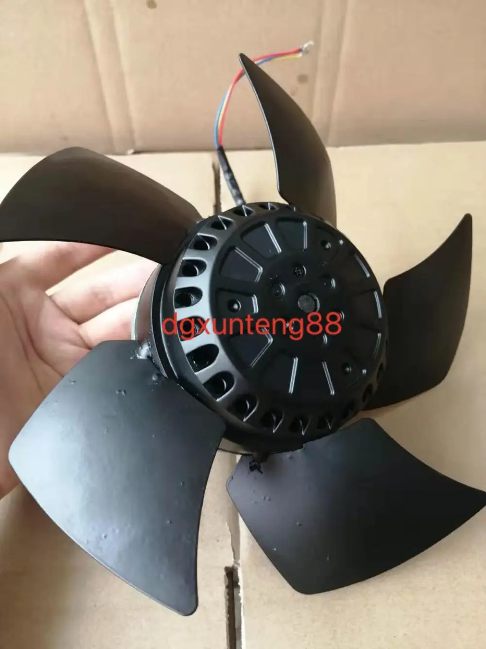 W2D250-ED26-12 W2D250-EA26-11 W2D250-EA26-05 M2D068-DF fan
W2D250-ED26-12 W2D250-EA26-11 W2D250-EA26-05 M2D068-DF fan