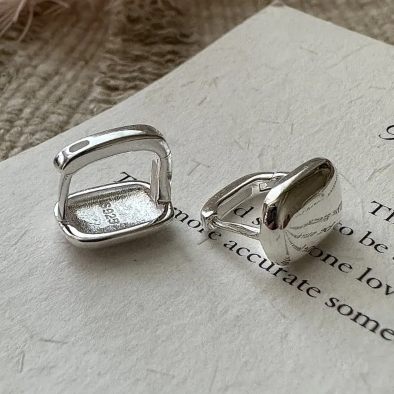 PANJBJ 100% 925 Sterling Silver Geometry Hoop Earring for Women Smooth Versatile Retro Minimalist Office Jewelry Gift Dropship
PANJBJ 100% 925 Sterling Silver Geometry Hoop Earring for Women Smooth Versatile Retro Minimalist Office Jewelry Gift Dropship