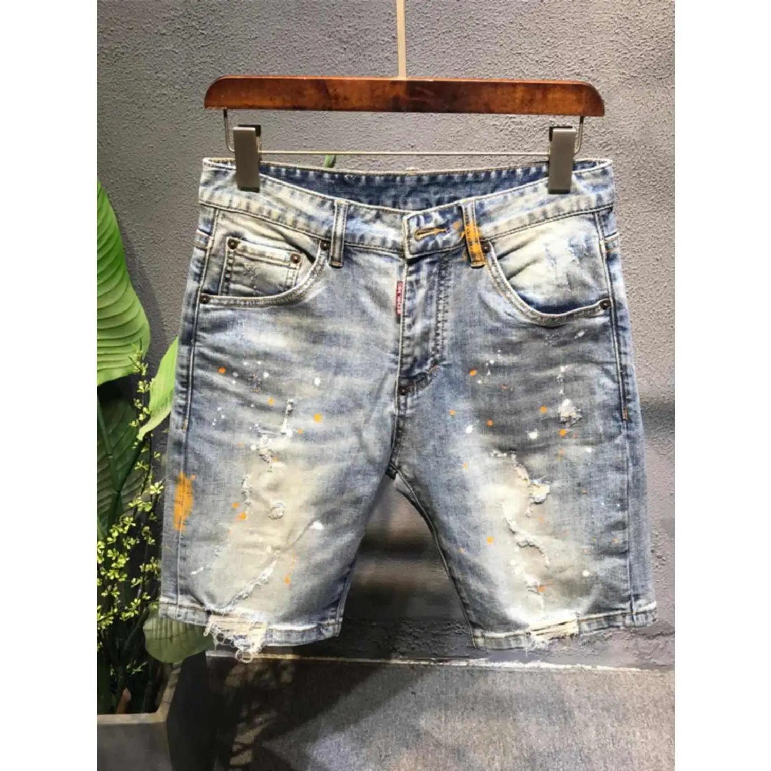 Summer Trendy Brand Handsome Denim Shorts Men's Washed Embroidered Patch Trendy Short Pants Ripped Slim-fit Elastic Middle Pants
Summer Trendy Brand Handsome Denim Shorts Men's Washed Embroidered Patch Trendy Short Pants Ripped Slim-fit Elastic Middle Pants