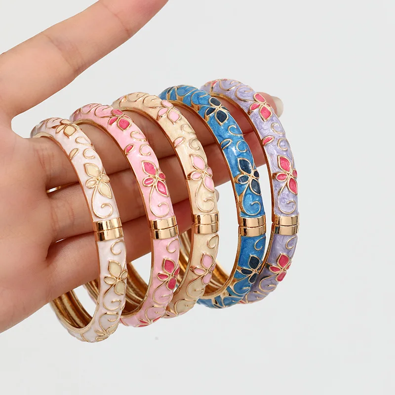 Women Enamel Floral Open Bangle Bracelet Colorful Dripping Oil Vintage Style Adjustable Bracelets Daily Party Jewelry Gifts
Women Enamel Floral Open Bangle Bracelet Colorful Dripping Oil Vintage Style Adjustable Bracelets Daily Party Jewelry Gifts