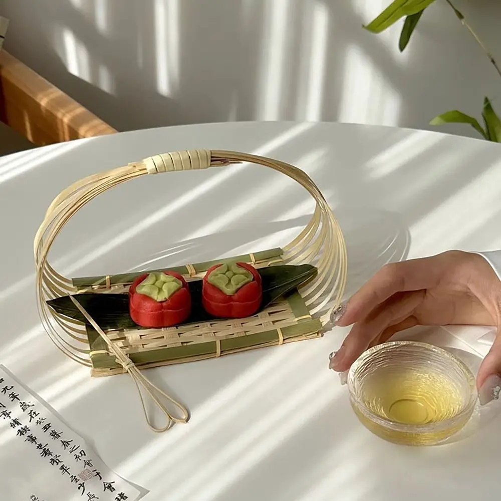Multi-function Bamboo Woven Basket Large Capacity Handwoven Hand Basket Neo Chinese Style Storage Basket Cakes and Pastries
Multi-function Bamboo Woven Basket Large Capacity Handwoven Hand Basket Neo Chinese Style Storage Basket Cakes and Pastries